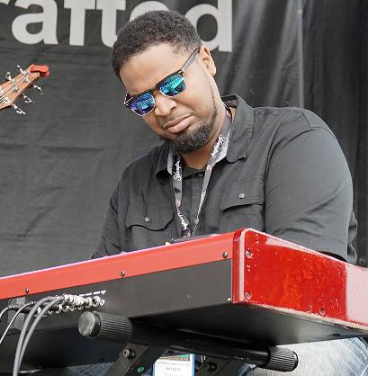 Cedric Taylor, B3 keyboards