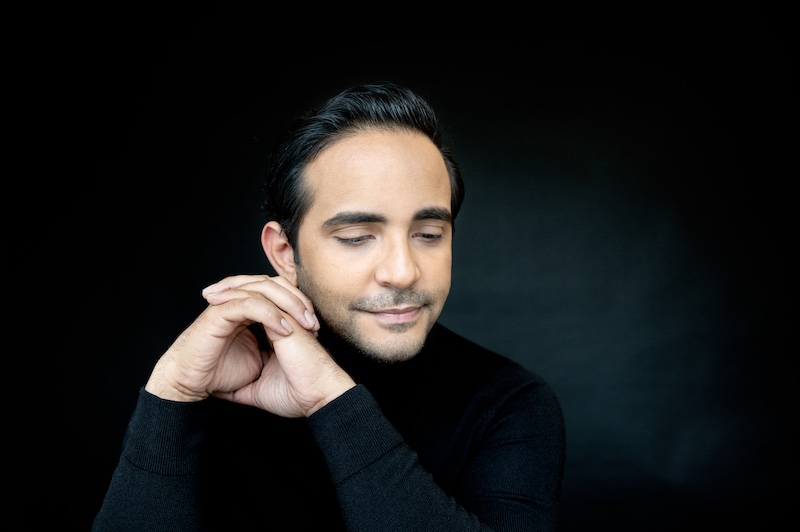 2 - Carlos Press photo 2
